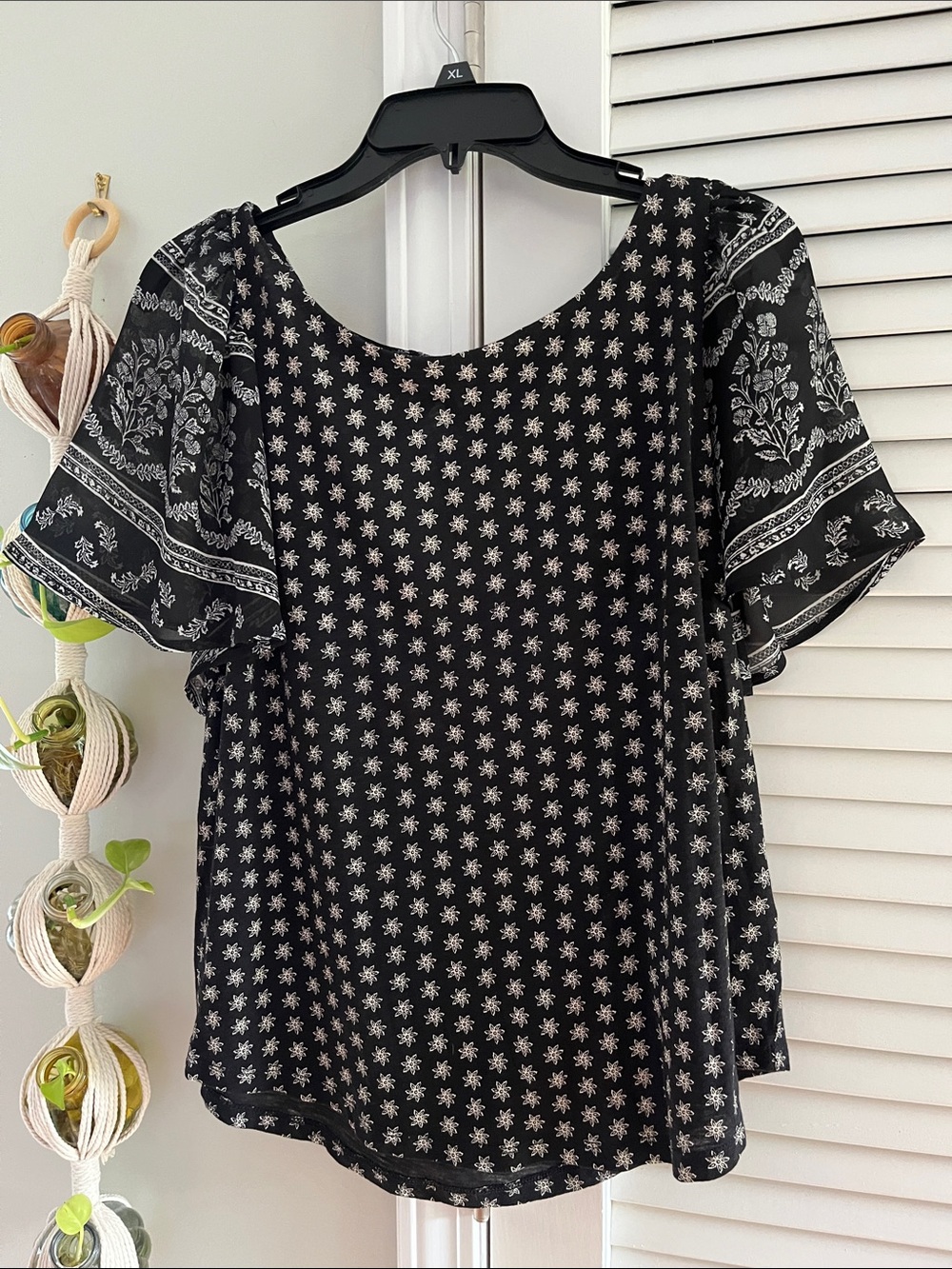 Lucky Brand Black Floral Print Short Sleeve Blouse with Patterned Sleeves